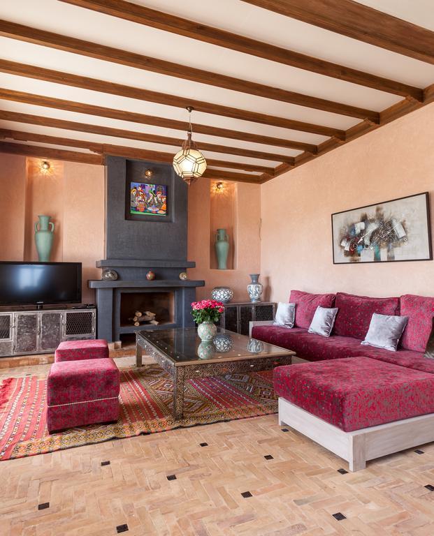 Riad Dharma Bou Mkila Bagian luar foto