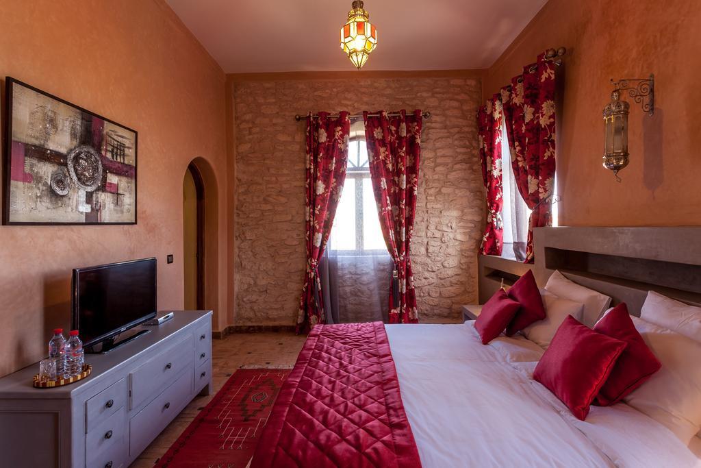 Riad Dharma Bou Mkila Bagian luar foto