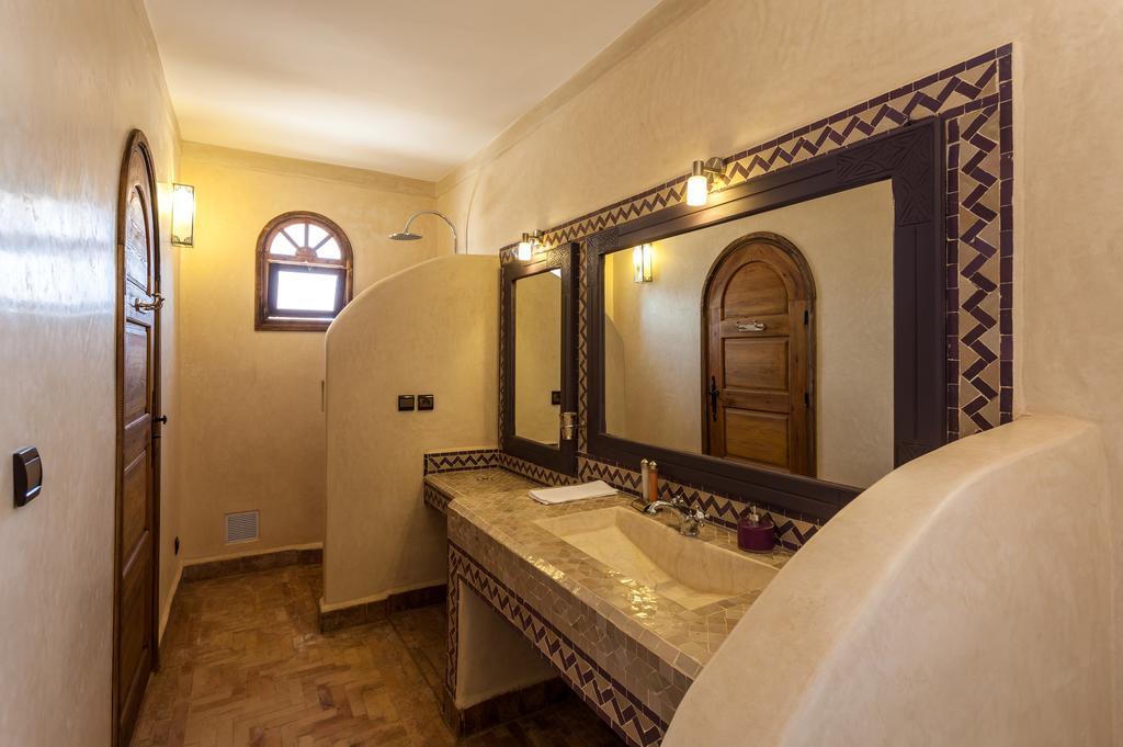Riad Dharma Bou Mkila Bagian luar foto