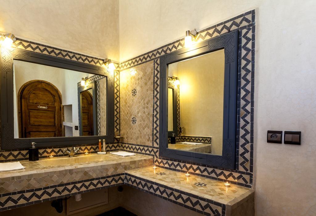 Riad Dharma Bou Mkila Bagian luar foto